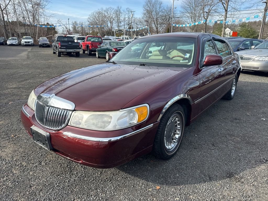 Used 2000 Lincoln Town Car Cartier image 23