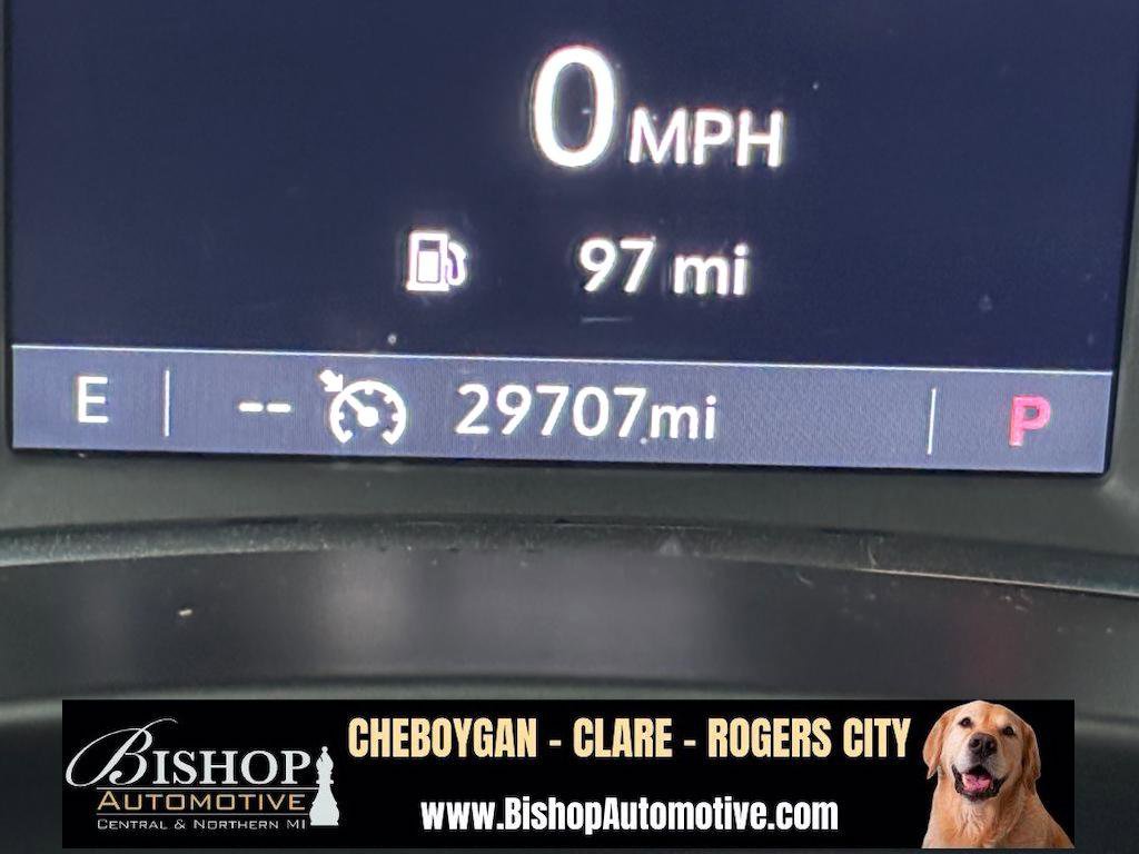 Used 2024 Chevrolet Equinox RS w/ RS Leather Package image 3