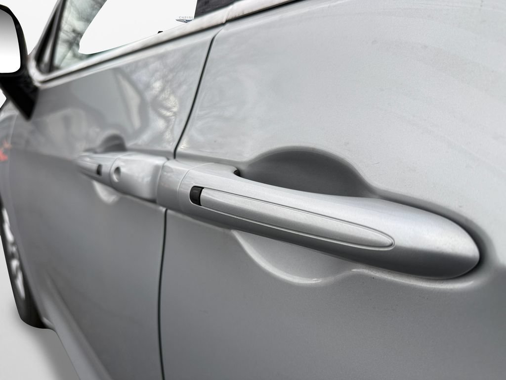 New 2026 Chrysler Pacifica Select FWD image 31