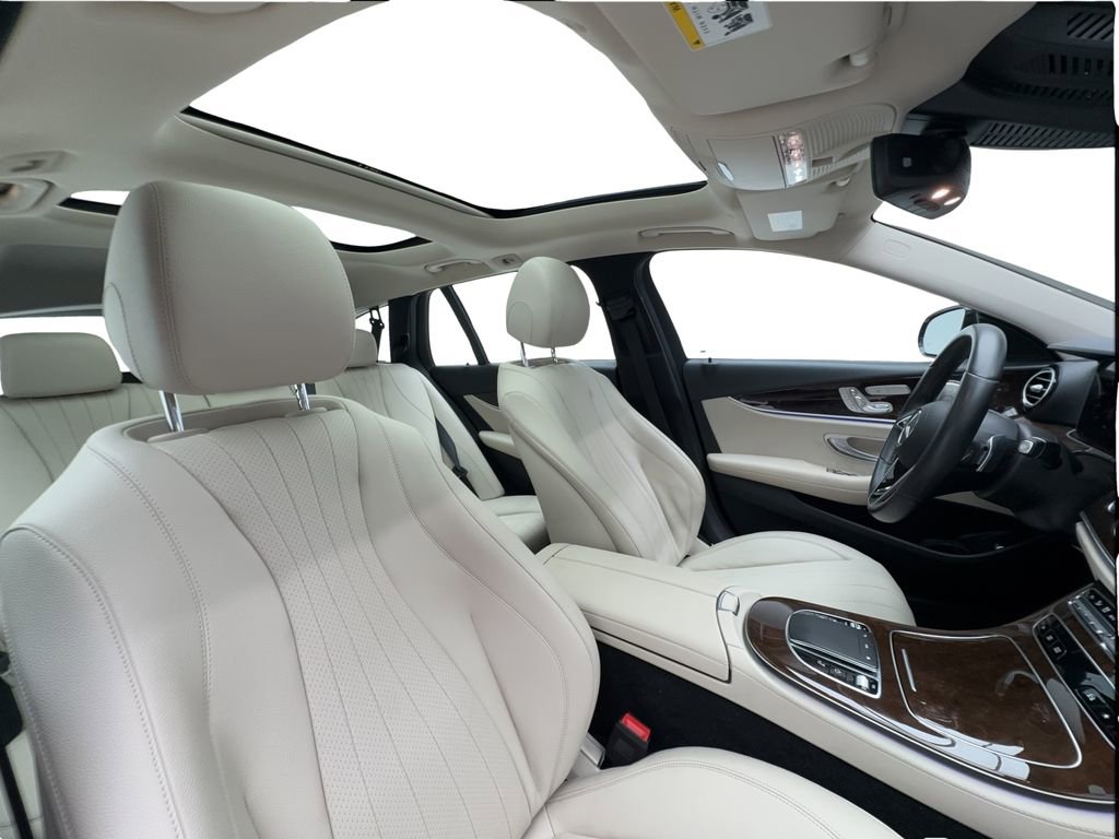 Used 2022 Mercedes-Benz E 450 4MATIC All-Terrain Wagon image 31