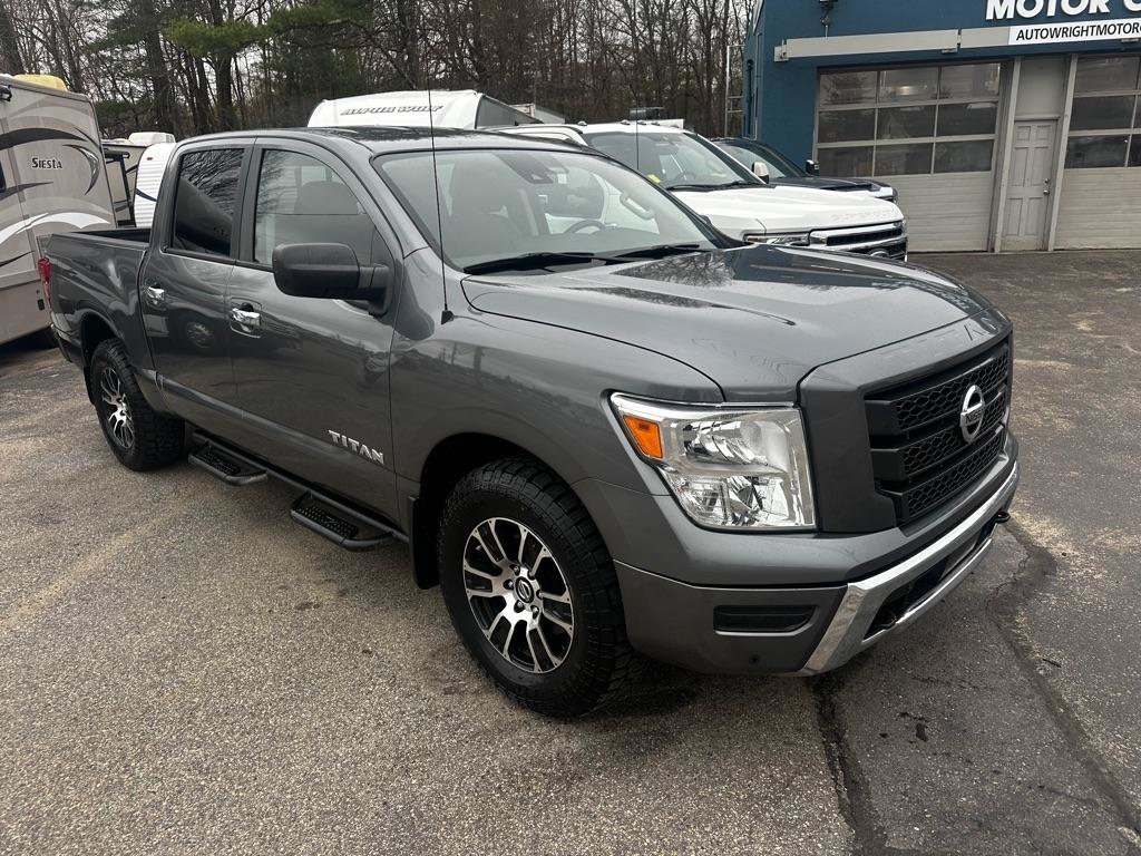 Used 2021 Nissan Titan SV w/ SV Convenience Package AWD/4WD image 7