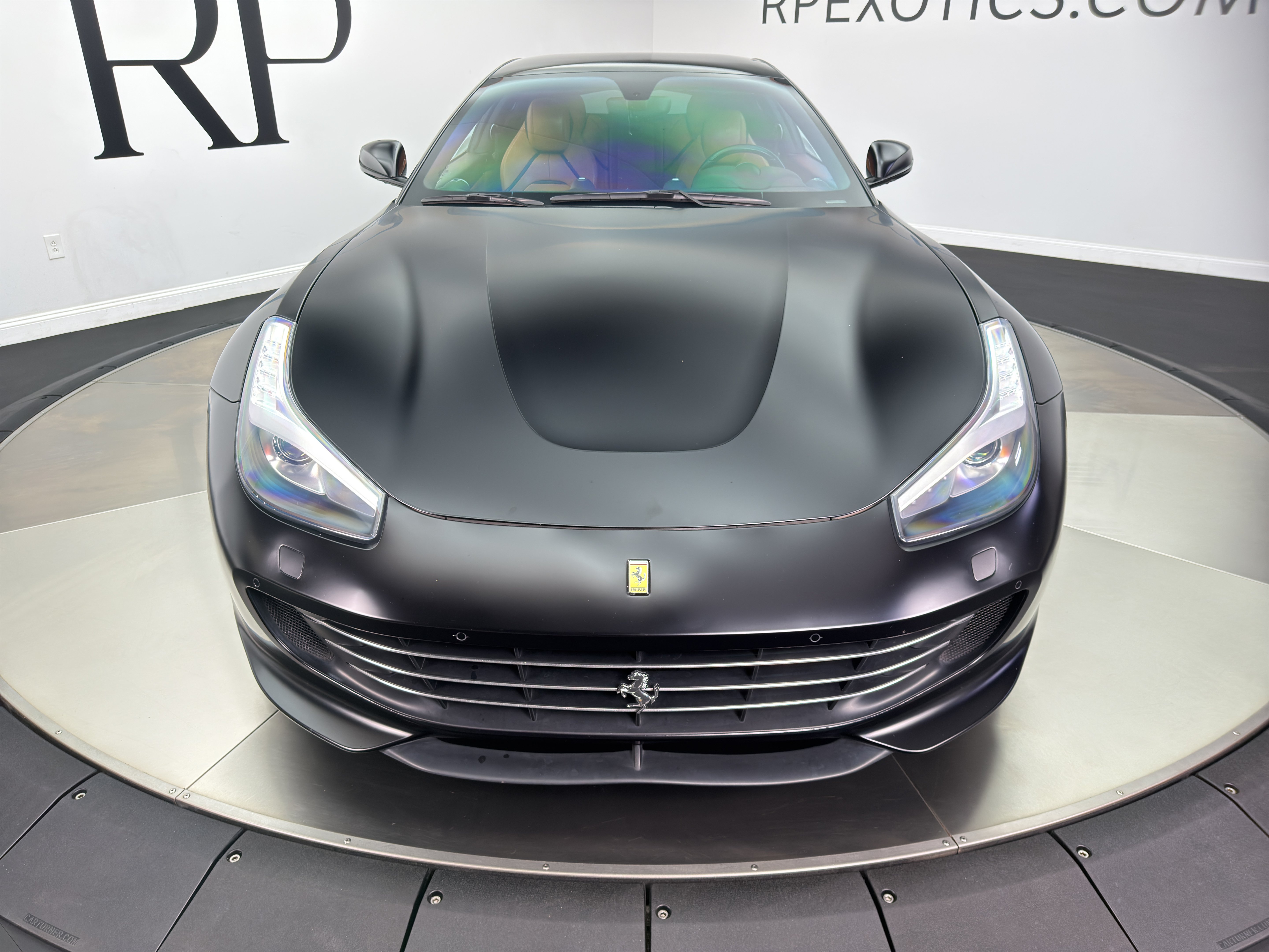 Used 2018 Ferrari GTC4Lusso T RWD image 12