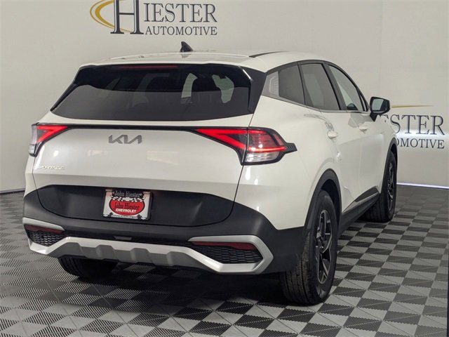 Used 2023 Kia Sportage LX image 7