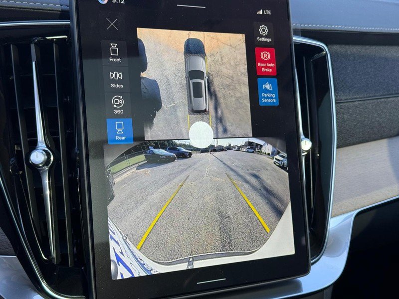 New 2027 Volvo XC90 B6 Plus AWD/4WD image 18