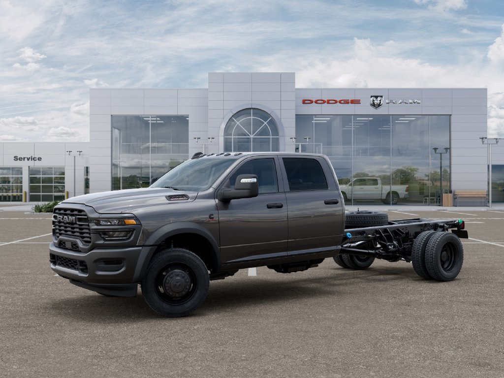 New 2026 RAM 5500 Tradesman AWD/4WD image 2