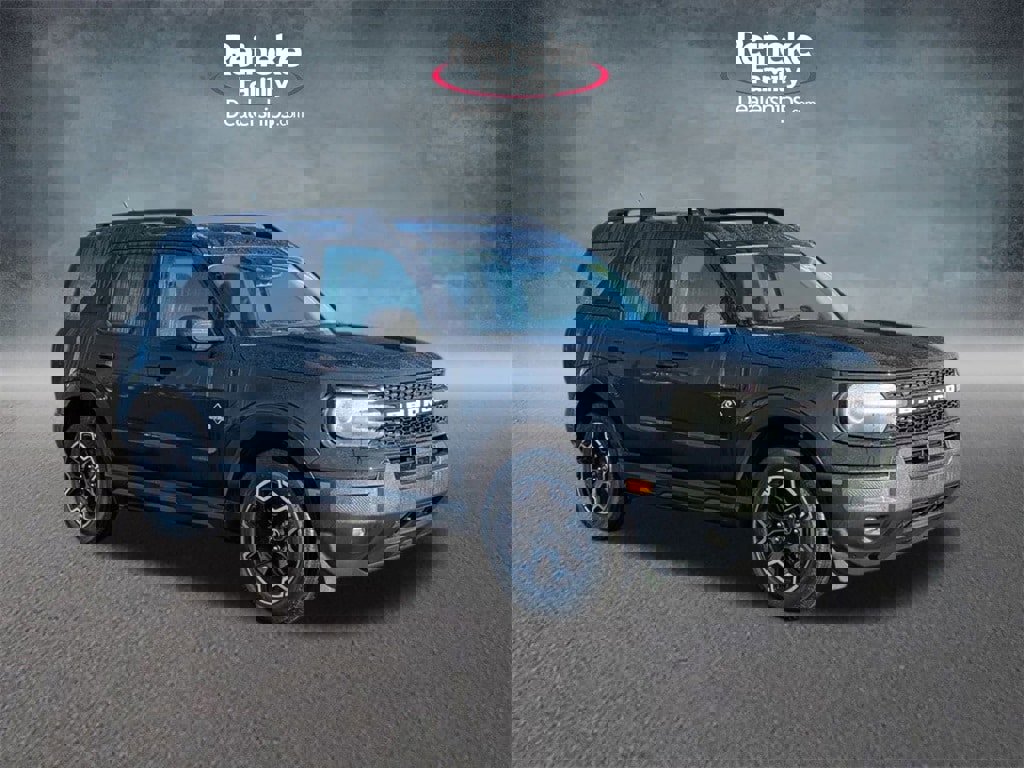 New 2025 Ford Bronco Sport Outer Banks image 3