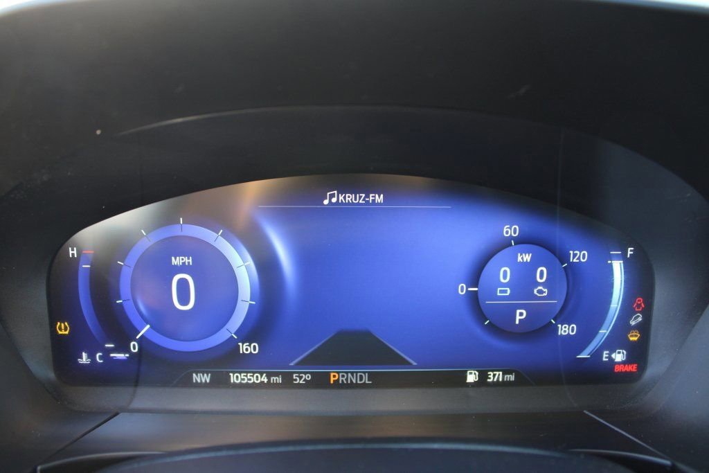 Used 2020 Ford Escape Titanium image 16