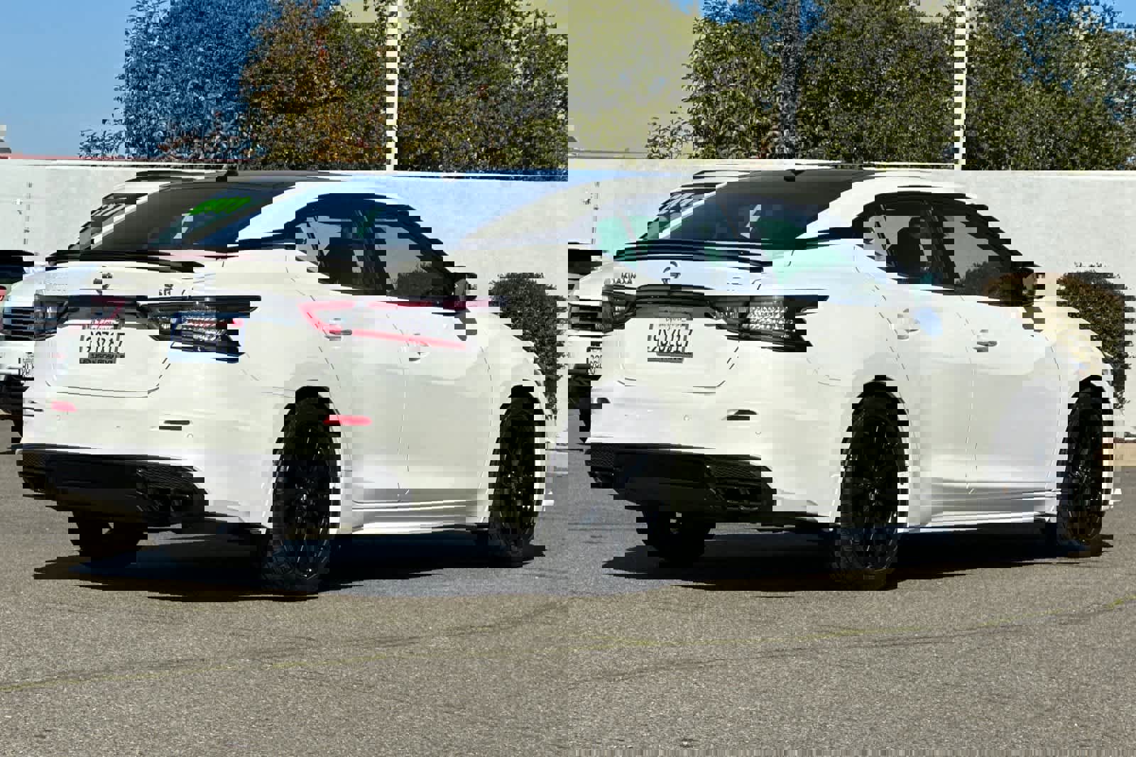 Used 2022 Nissan Maxima SR w/ Sport Mat Group image 2