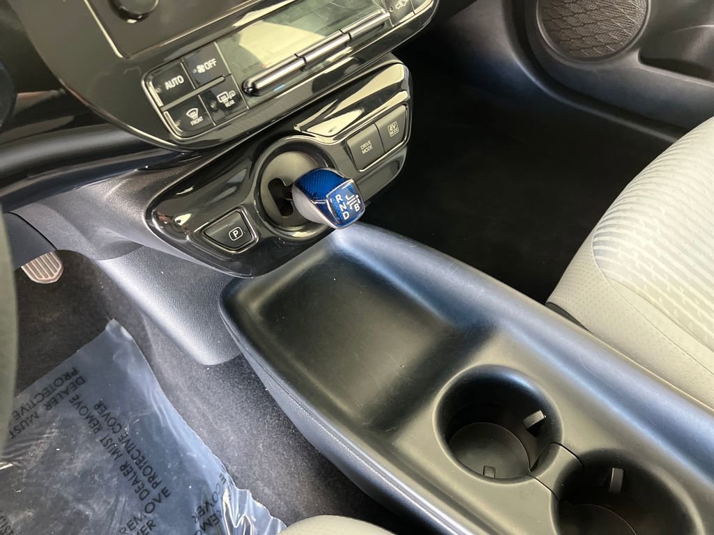 Used 2016 Toyota Prius Two image 27