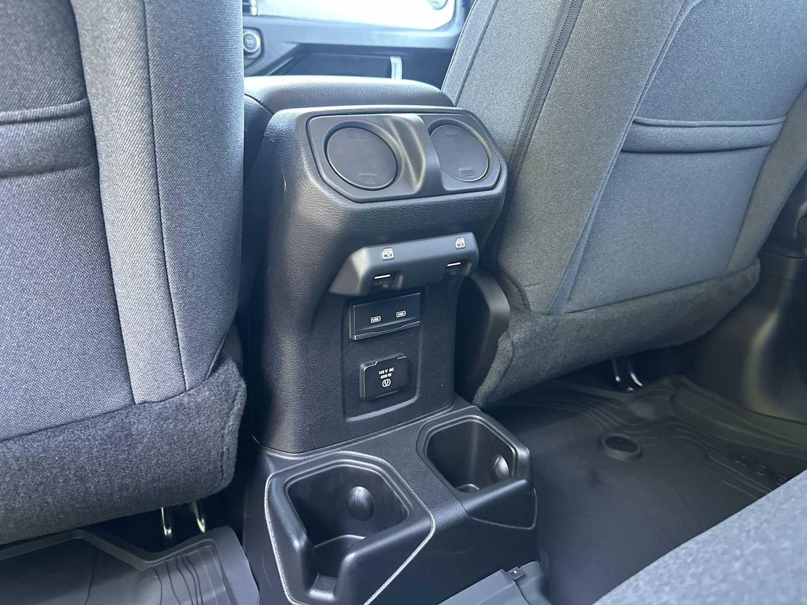 New 2025 Jeep Gladiator Sport image 21