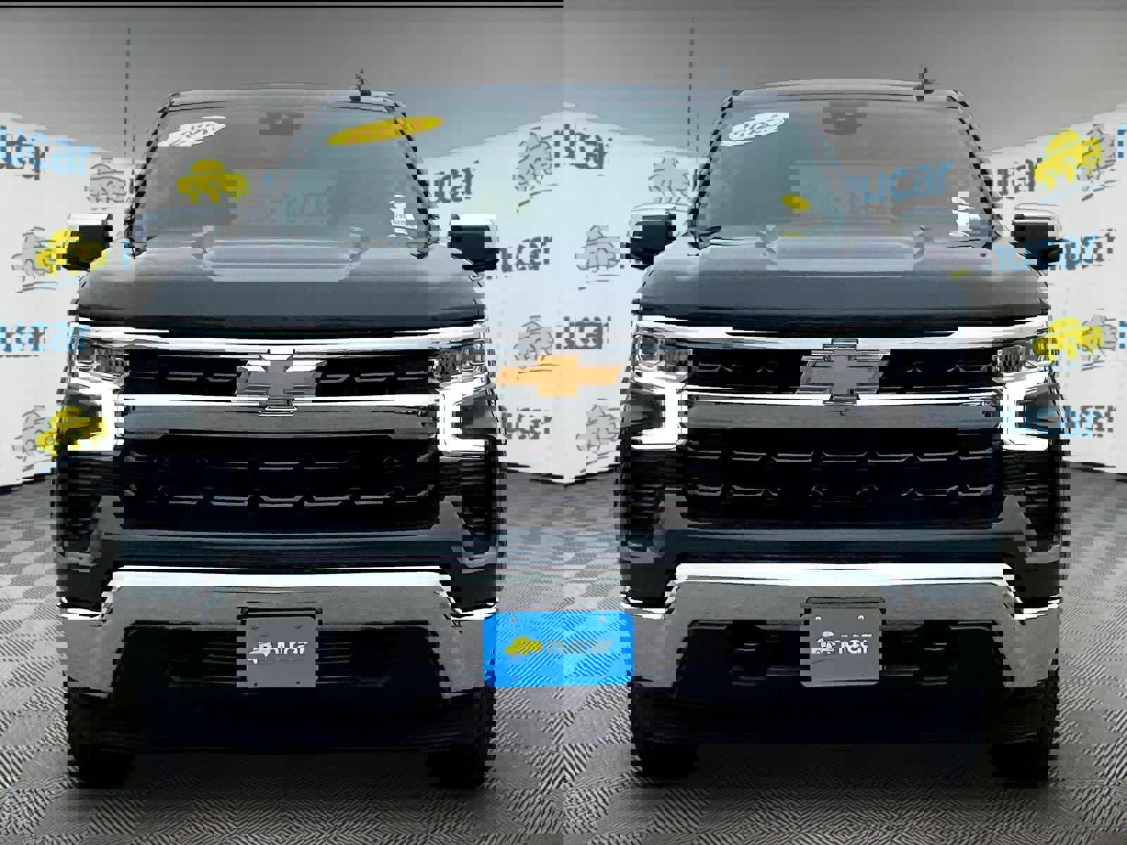 Used 2025 Chevrolet Silverado 1500 LT image 2