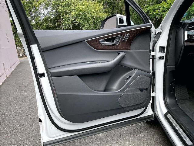 Used 2020 Audi Q7 3.0T Prestige AWD/4WD image 27