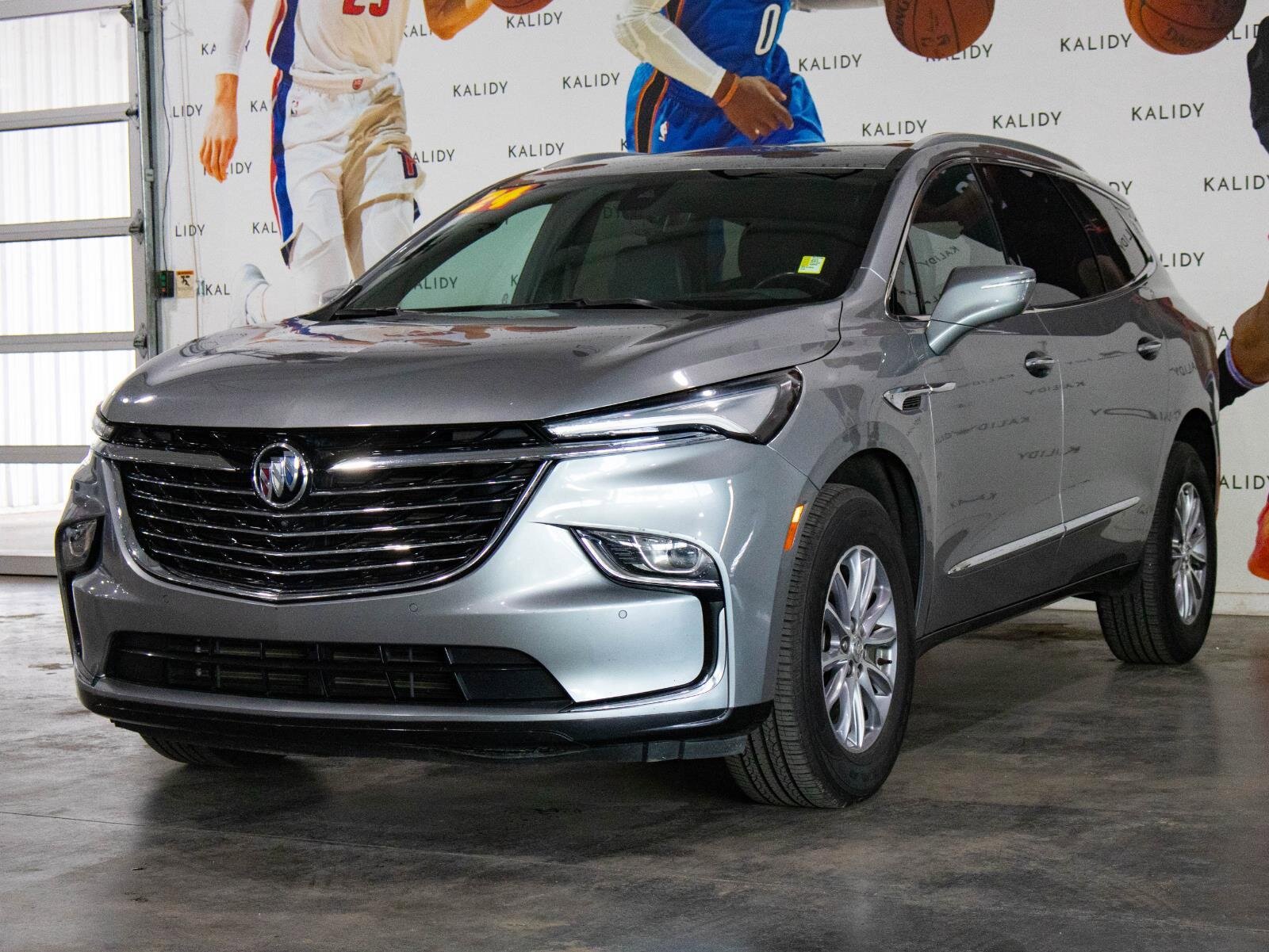 Used 2024 Buick Enclave Premium image 21