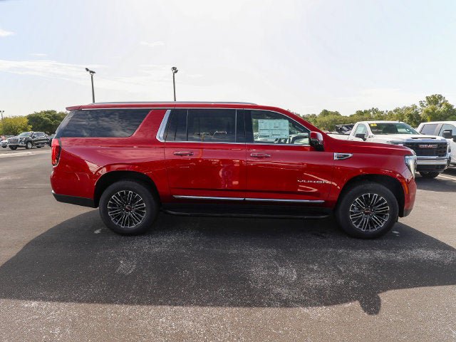 New 2026 GMC Yukon XL Elevation w/ Elevation Premium Package RWD image 11