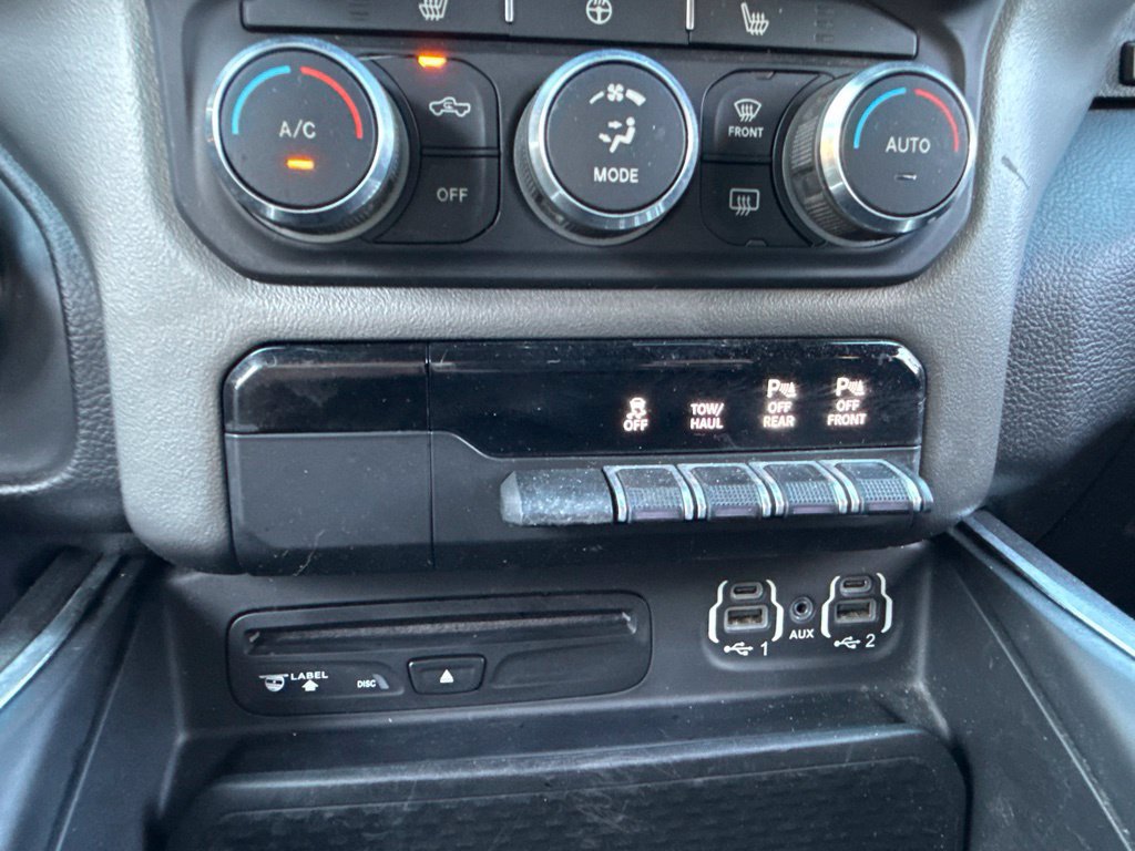Used 2019 RAM 1500 Big Horn RWD image 32