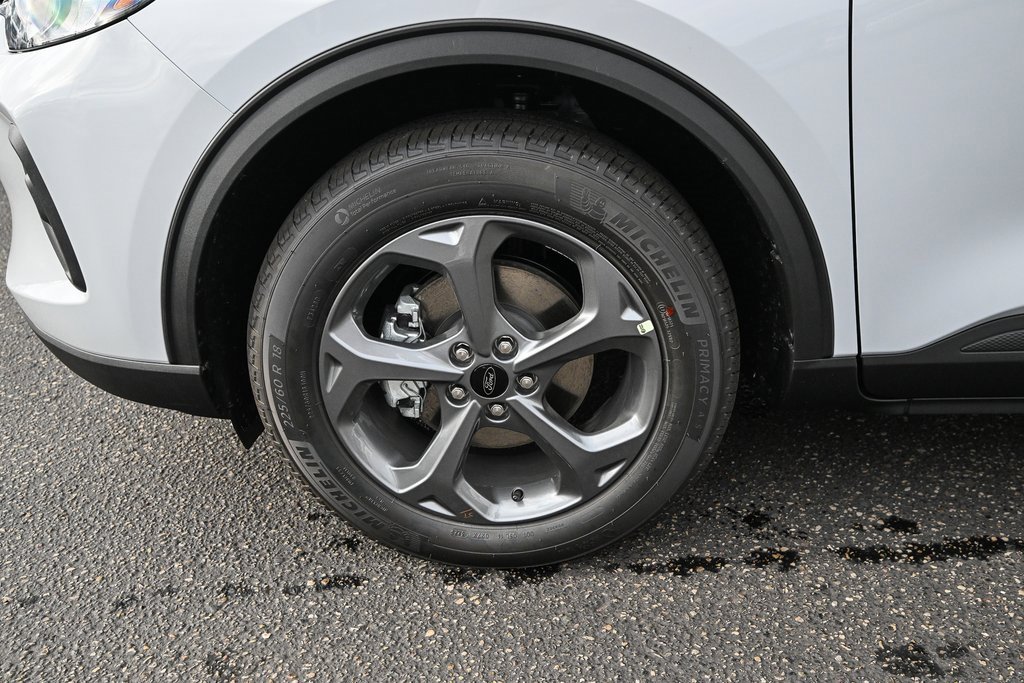 New 2026 Ford Escape ST-Line Select w/ Equipment Group 401A image 12