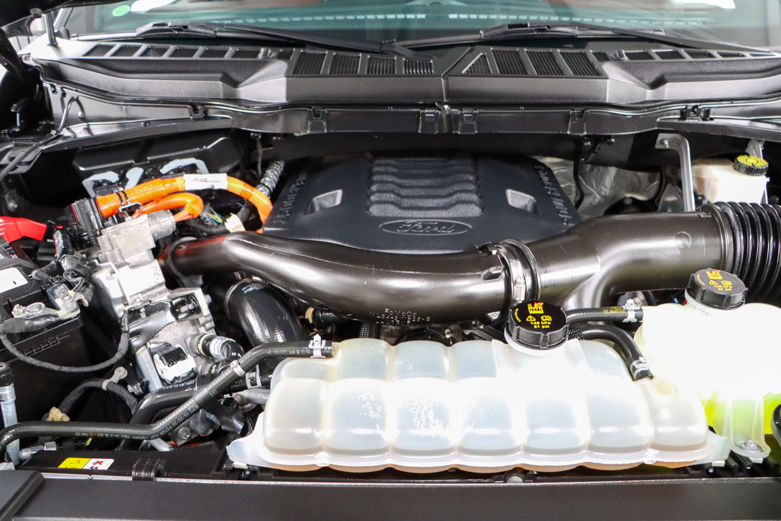 Used 2022 Ford F150 Lariat w/ Equipment Group 502A High image 34