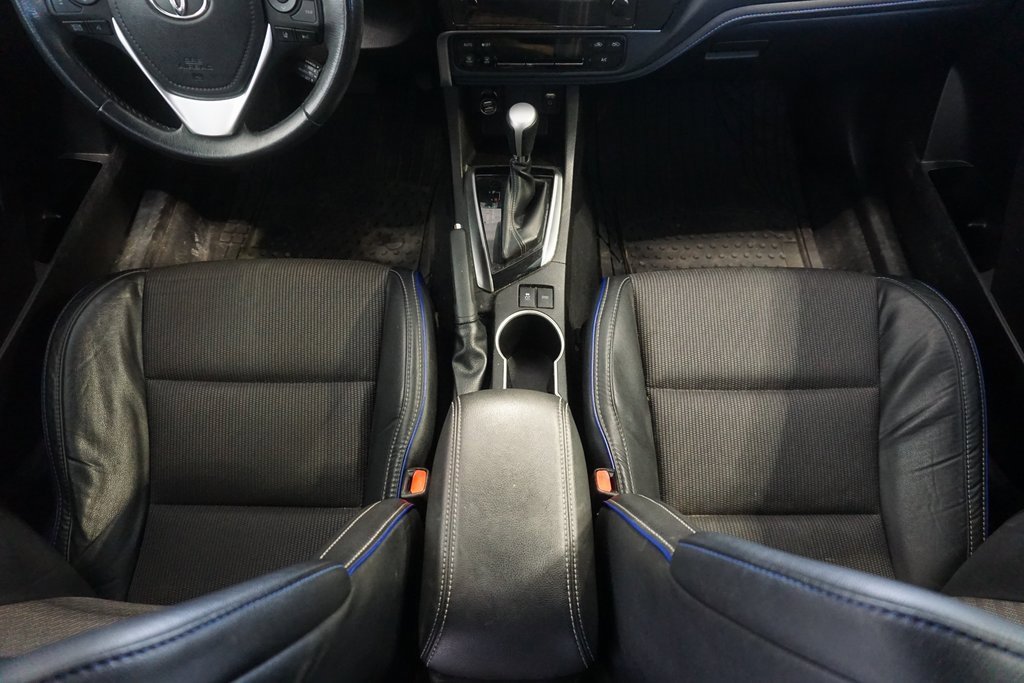 Used 2017 Toyota Corolla SE image 24