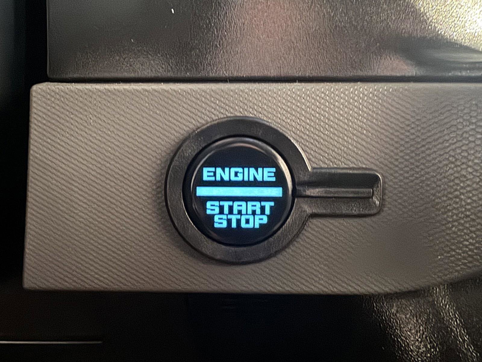 Used 2023 Ford Bronco Big Bend w/ Sasquatch Package image 16