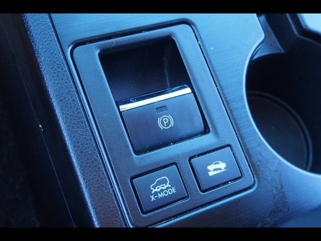 Used 2017 Subaru Outback 2.5i Limited AWD/4WD image 26
