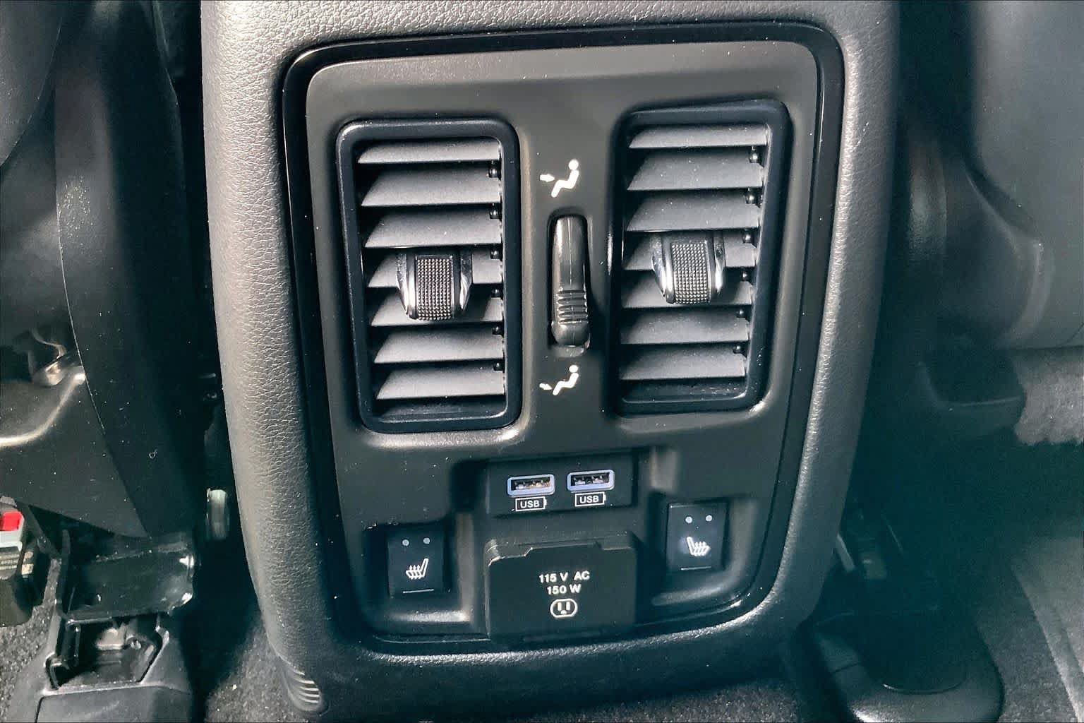 Used 2022 Dodge Durango R/T w/ Blacktop Package AWD/4WD image 36