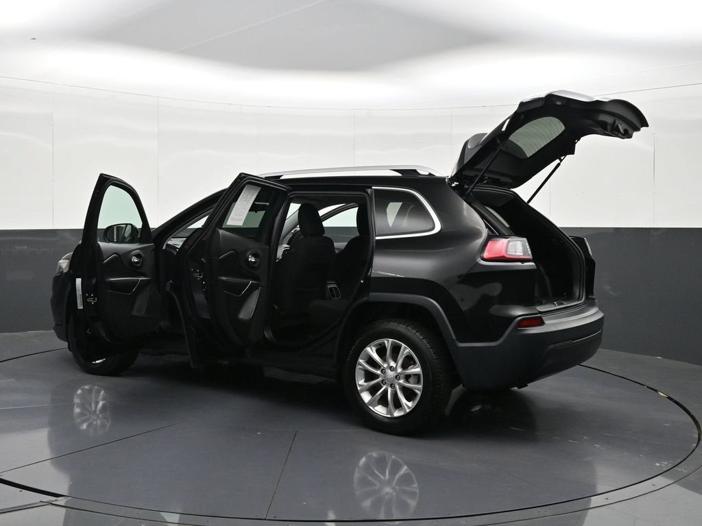 Used 2019 Jeep Cherokee Latitude w/ Popular Appearance Group FWD image 40