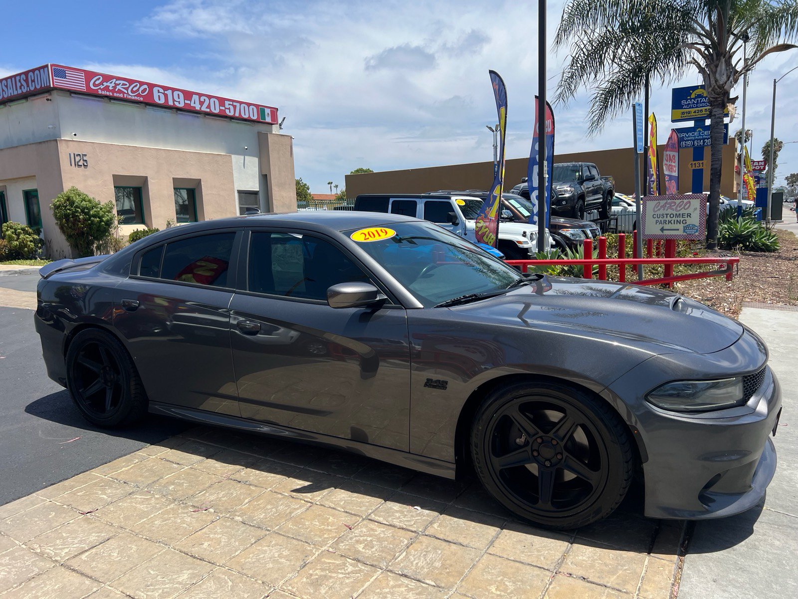 Used 2019 Dodge Charger R/T RWD image 11