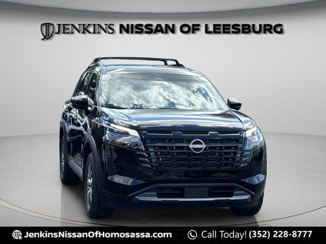 New 2026 Nissan Pathfinder SL FWD image 14