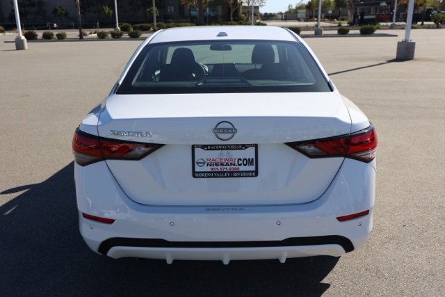 New 2025 Nissan Sentra SV image 5