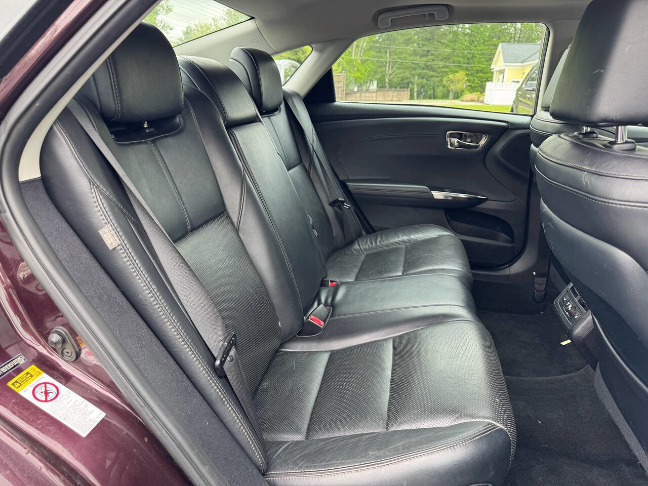 Used 2015 Toyota Avalon Limited w/ Technology Package FWD image 15