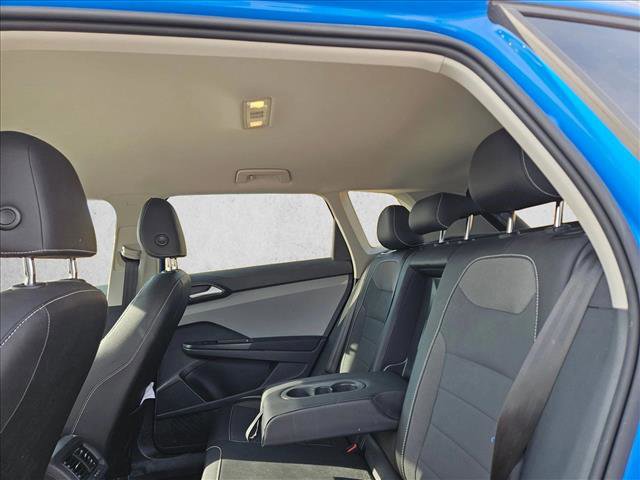 Used 2022 Volkswagen Taos SE image 10