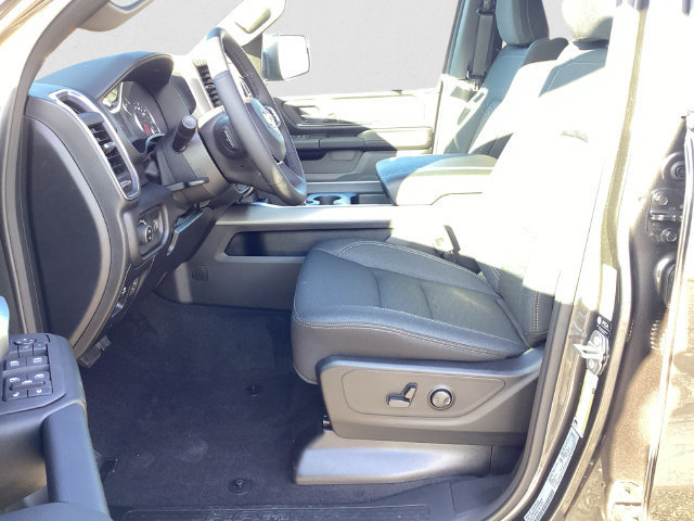 New 2026 RAM 1500 Big Horn AWD/4WD image 11