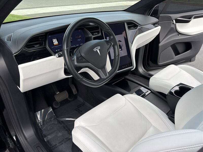 Used 2018 Tesla Model X 75D AWD/4WD image 23