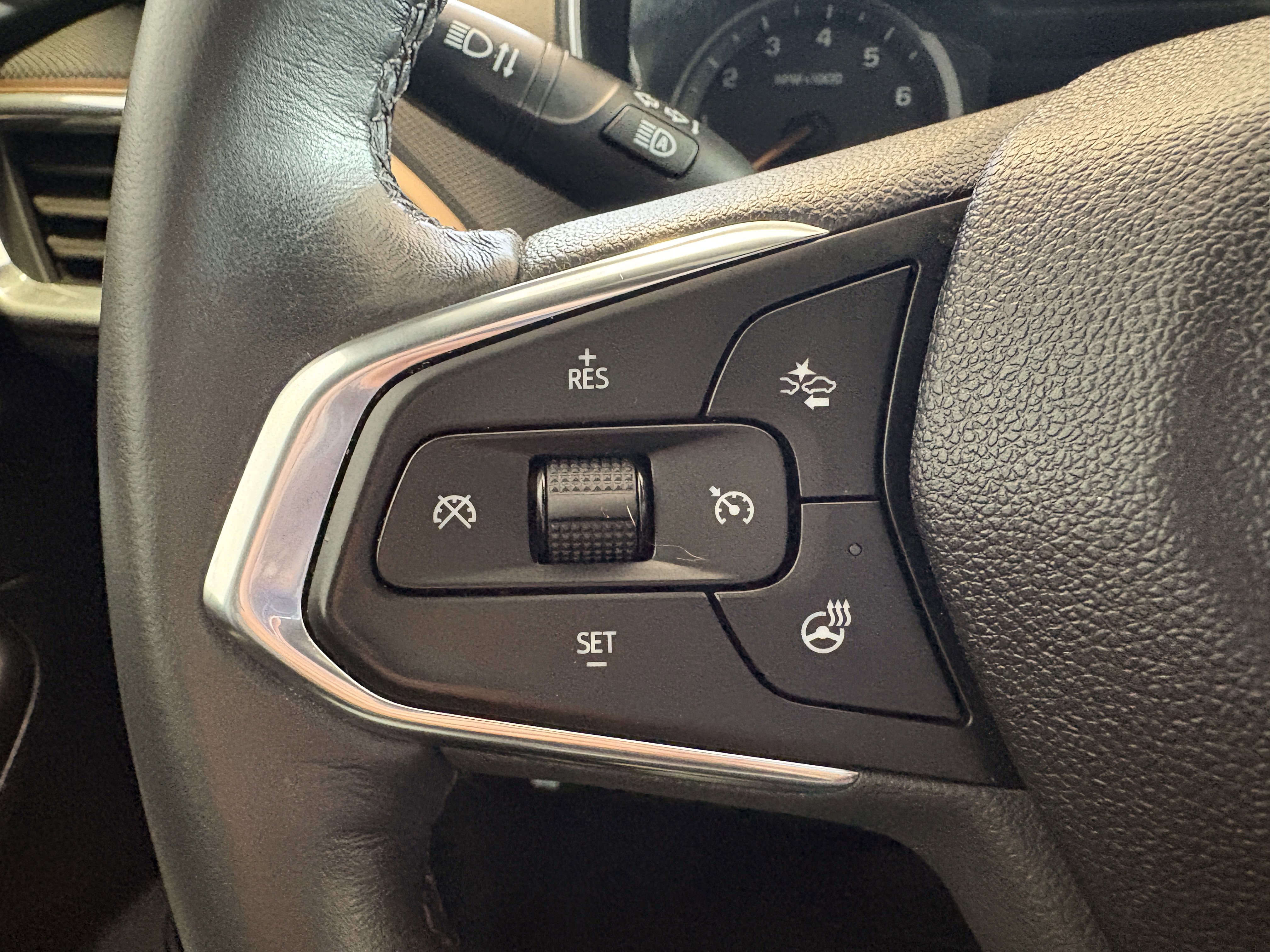 Used 2023 Chevrolet TrailBlazer ACTIV w/ Sun and Liftgate Package AWD/4WD image 11