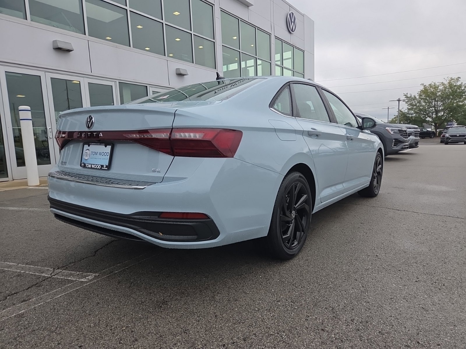 New 2027 Volkswagen Jetta SE FWD image 4