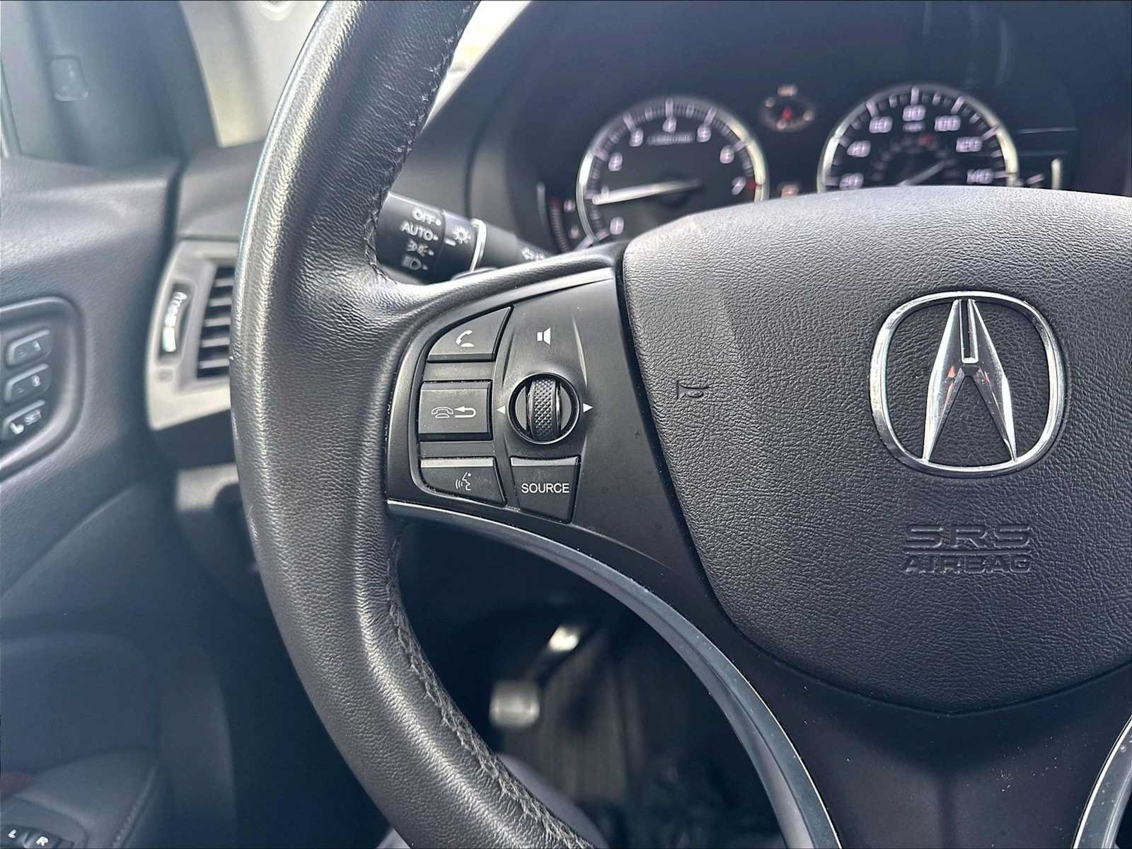 Used 2016 Acura MDX w/ Technology Package AWD/4WD image 21