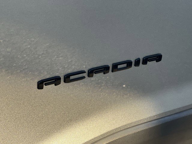 Used 2023 GMC Acadia SLE w/ Driver Convenience Package image 32