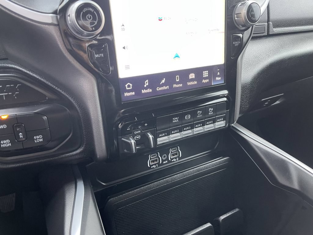 New 2026 RAM 3500 Big Horn AWD/4WD image 31