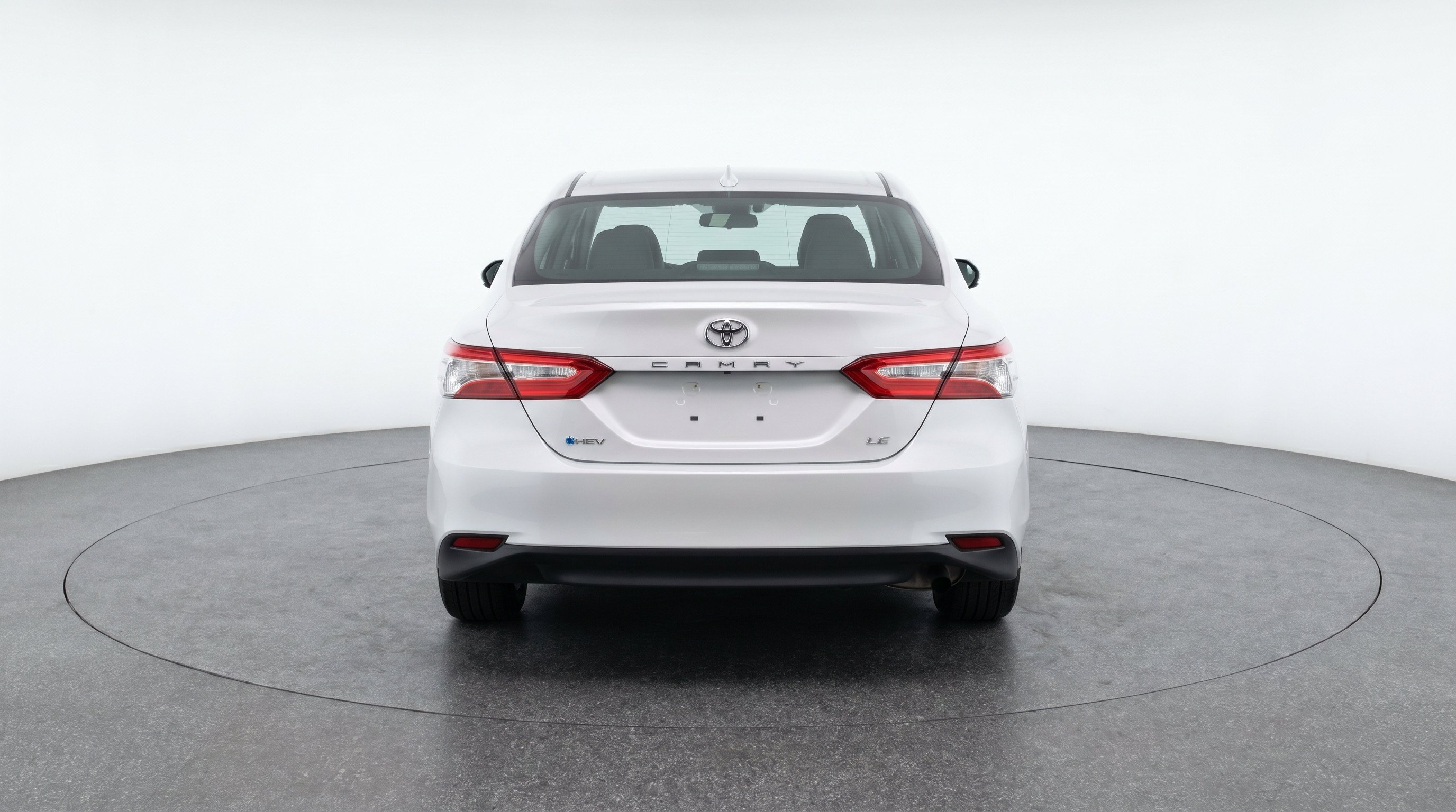 Used 2025 Toyota Camry LE FWD image 7