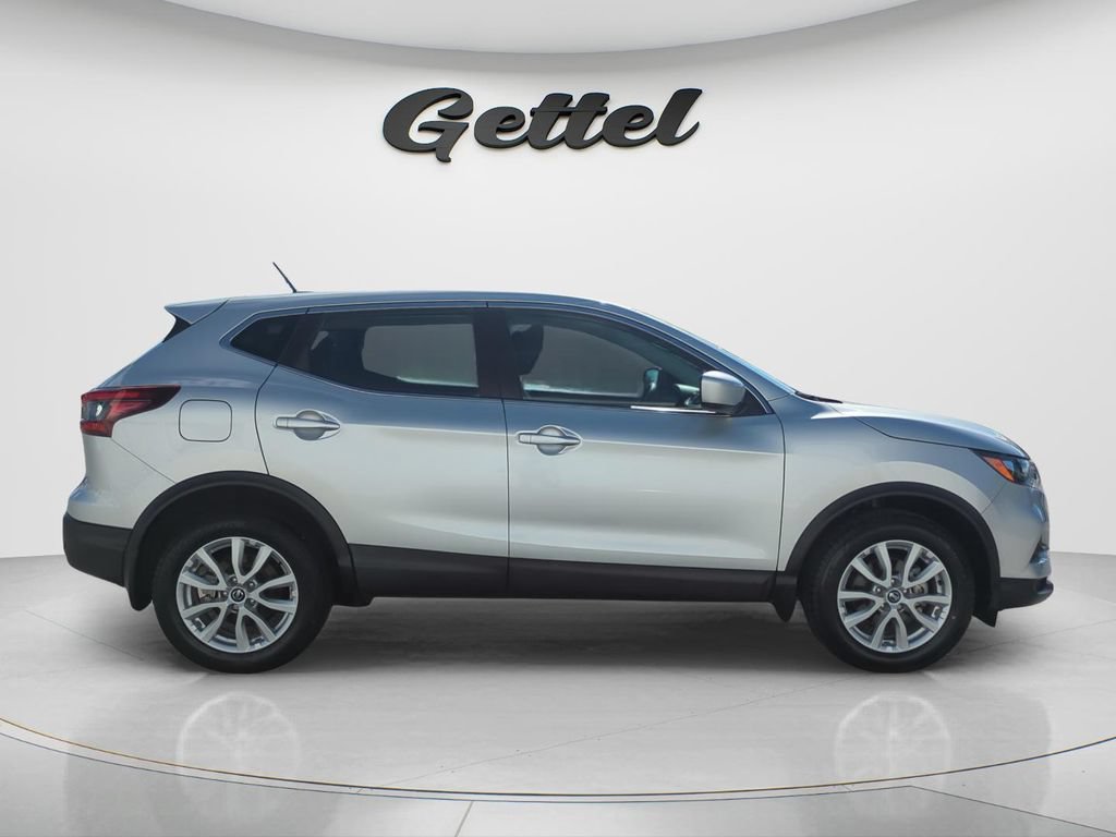 Certified 2022 Nissan Rogue Sport S AWD/4WD image 4