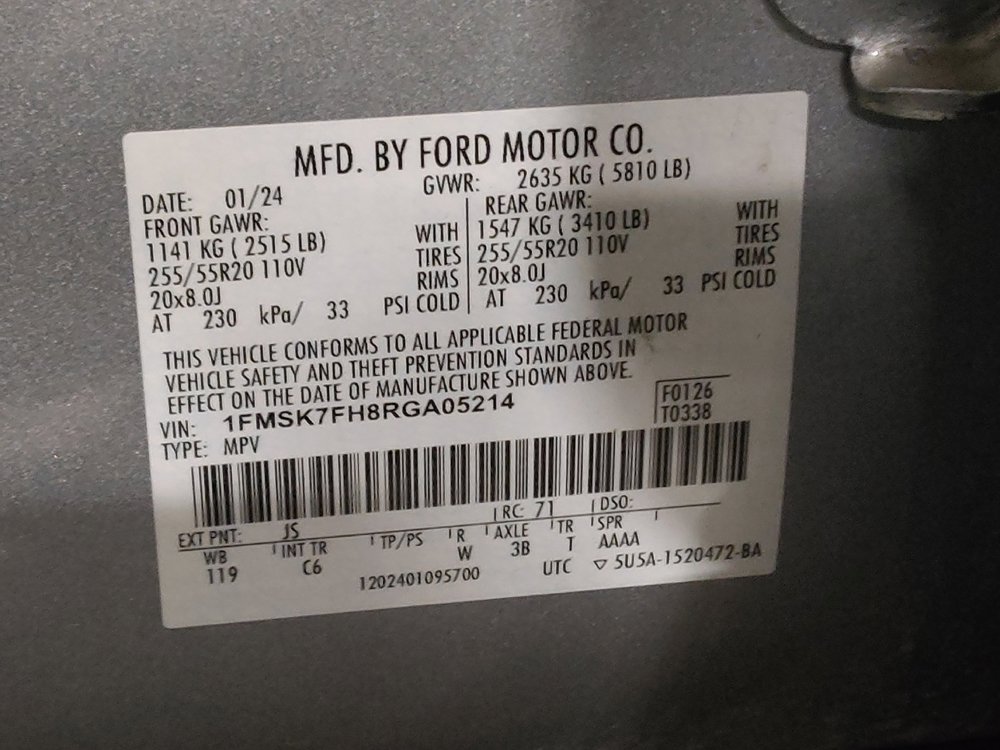 Used 2024 Ford Explorer Limited image 33