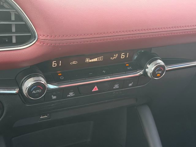 Used 2021 MAZDA MAZDA3 s FWD image 21