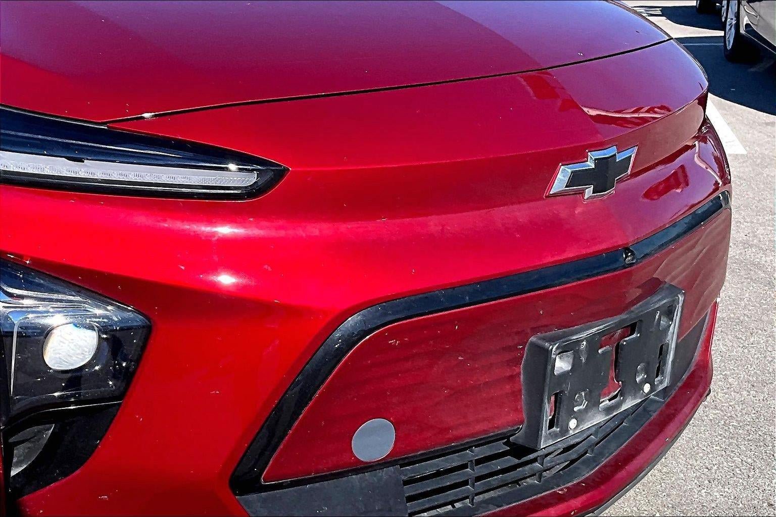 Used 2023 Chevrolet Bolt EUV Premier w/ Sun & Sound Package FWD image 27