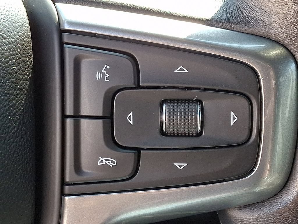 Used 2022 Chevrolet Silverado 1500 LTZ AWD/4WD image 21