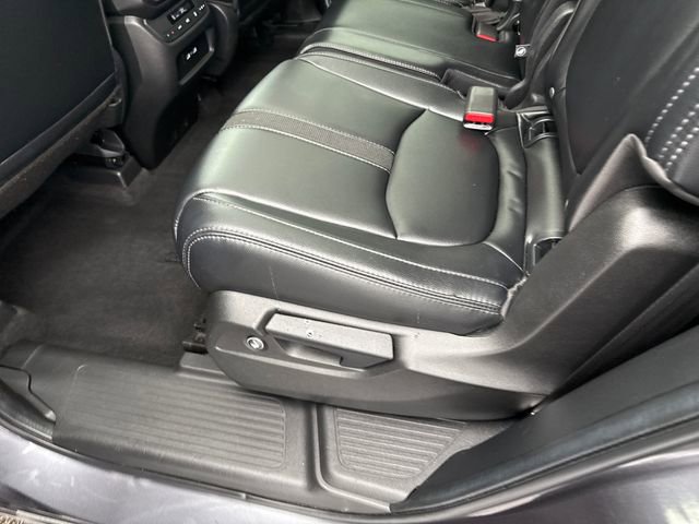 Certified 2023 Honda Pilot Touring image 19