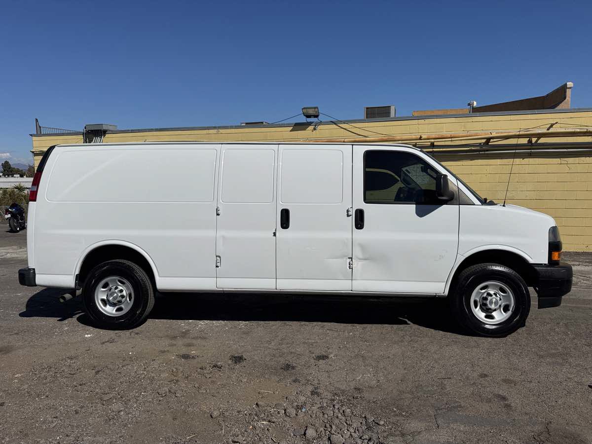 Used 2021 Chevrolet Express 2500 Extended w/ Driver Convenience Package RWD image 7
