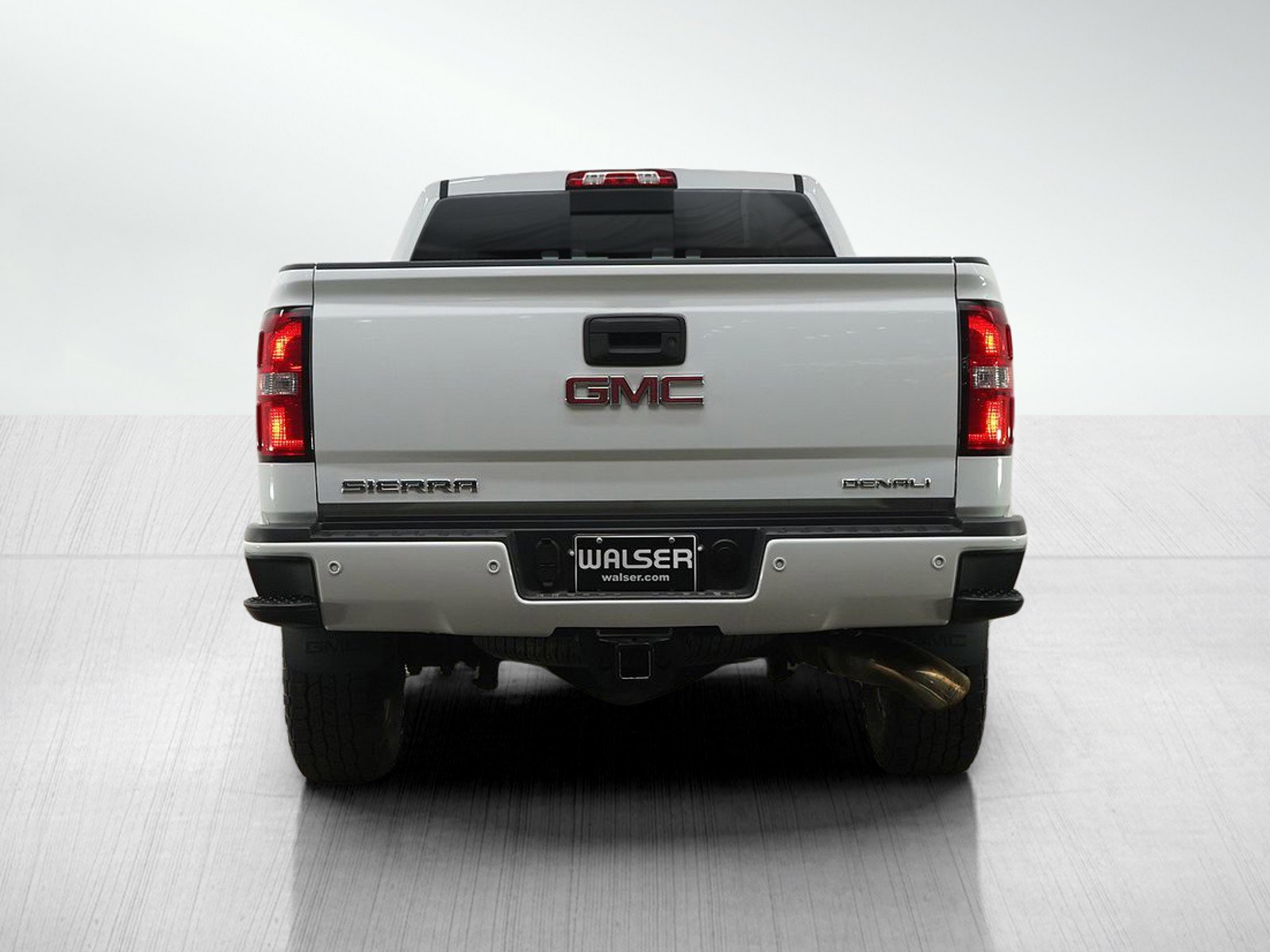 Used 2019 GMC Sierra 3500 Denali w/ Duramax Plus Package image 4