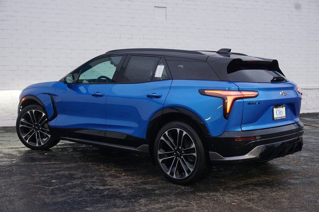 New 2026 Chevrolet Blazer EV SS image 8