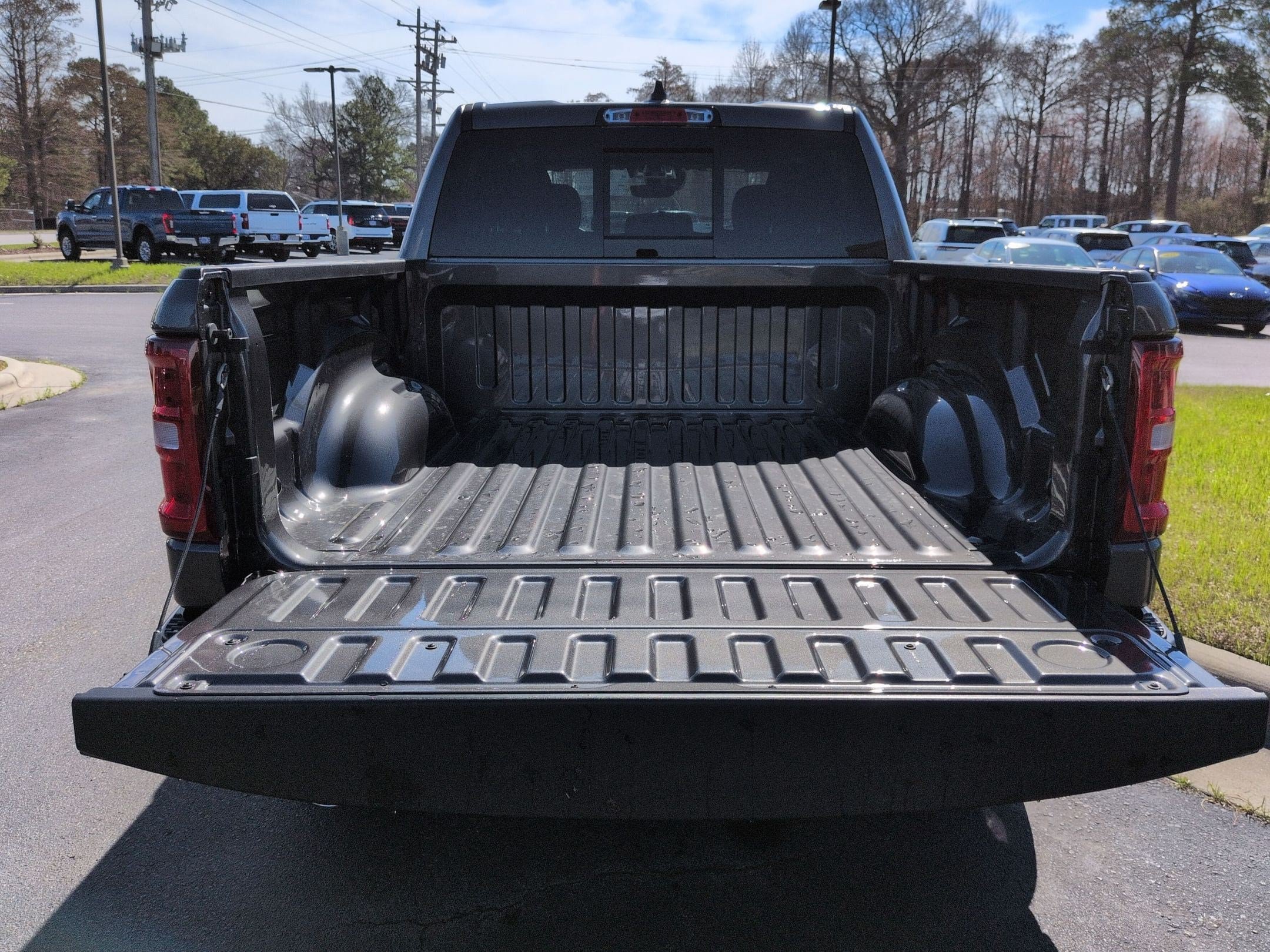 New 2026 RAM 1500 Big Horn AWD/4WD image 16