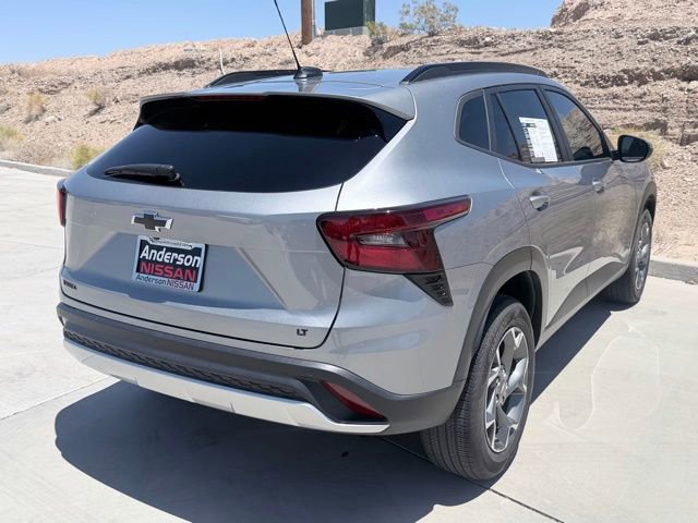 Used 2025 Chevrolet Trax LT w/ Driver Confidence Package FWD image 8
